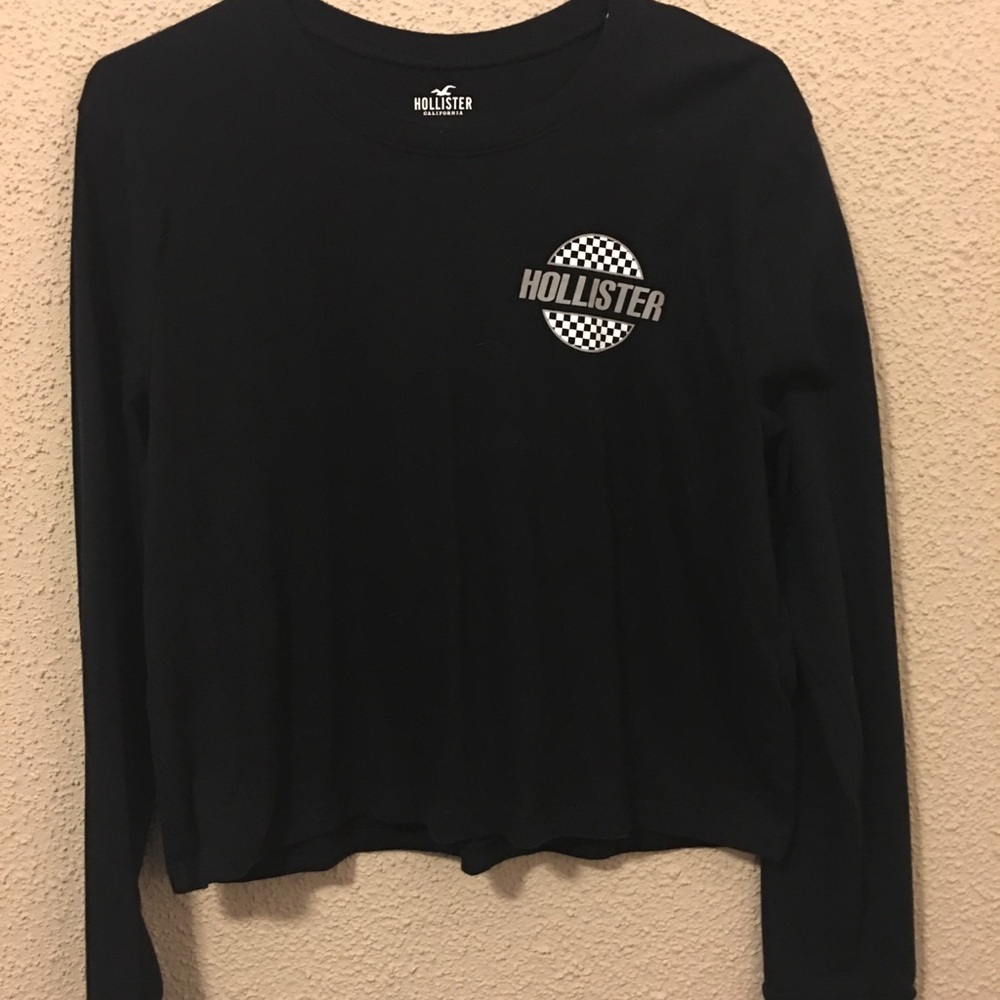 Hollister long sleeved crop tshirt